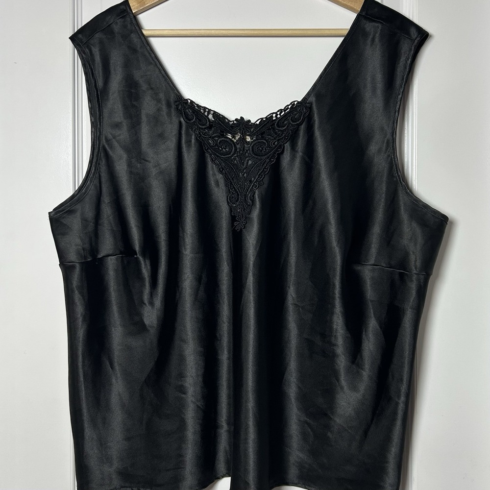 Escapades Vintage 90s Black Satin Lace Applique Camisole Gothic Romantic Style